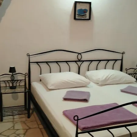Apartments Skrobot Senj  Room photo